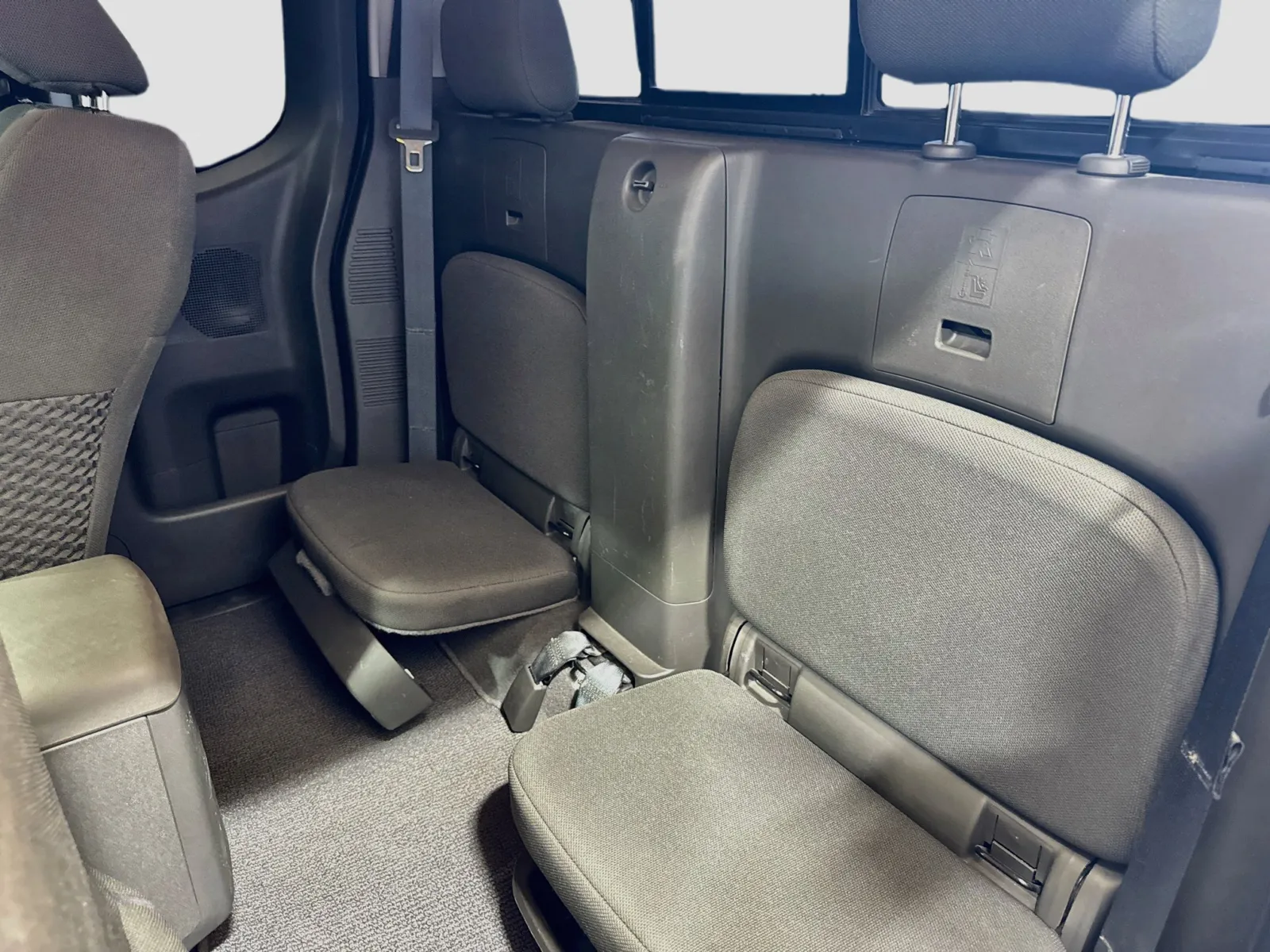 Nissan Frontier photo 14
