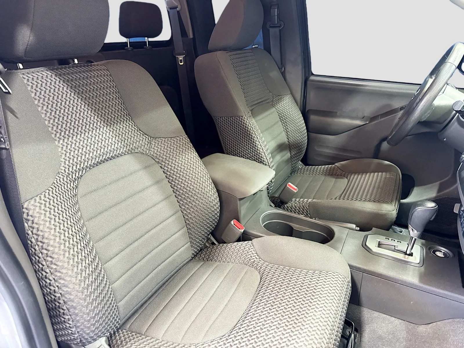Nissan Frontier photo 17