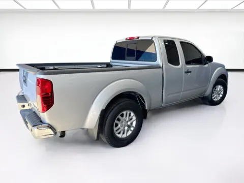 More photos of 2021 Nissan Frontier SV at KarGenie, CA