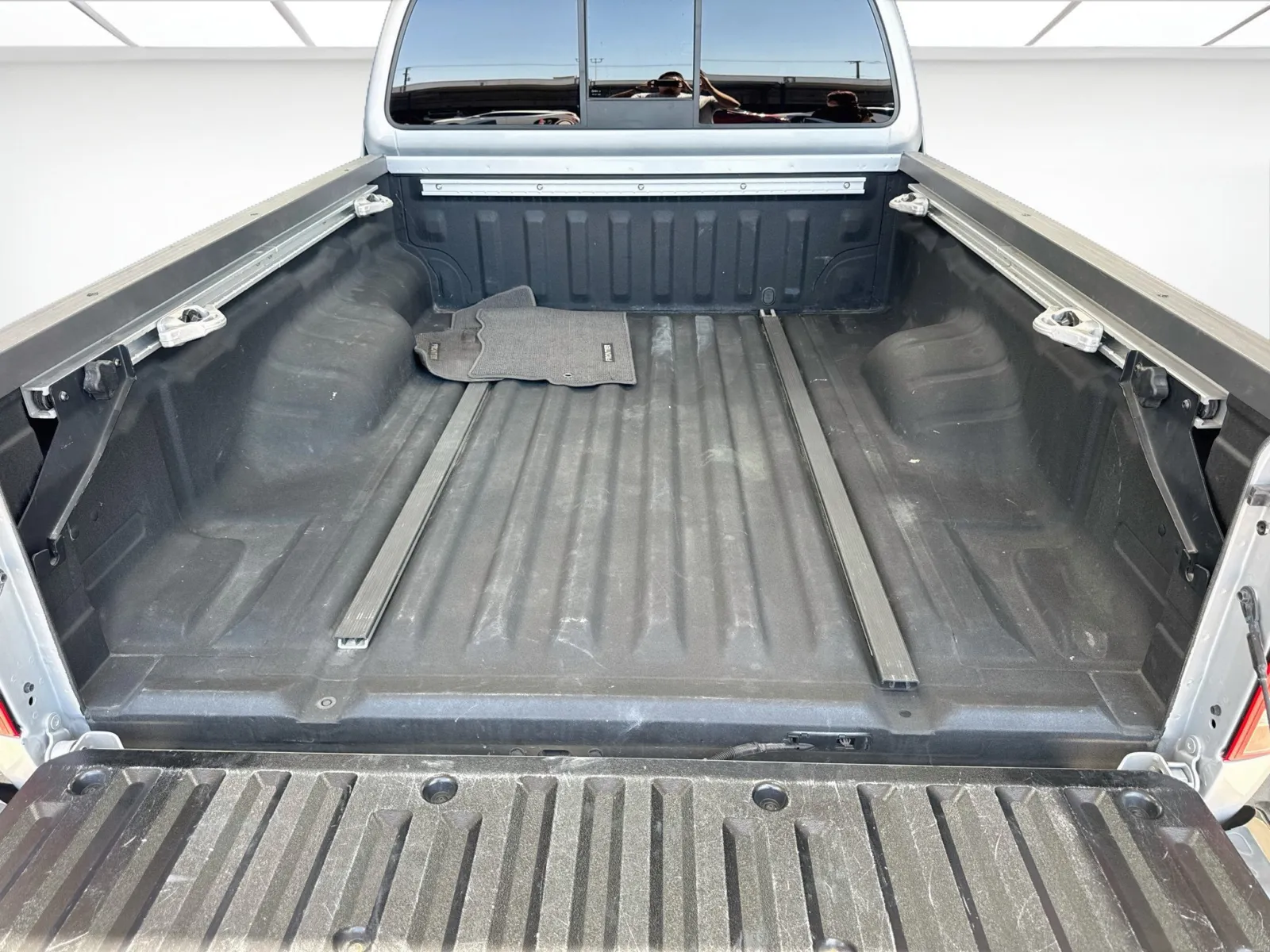 Nissan Frontier photo 15
