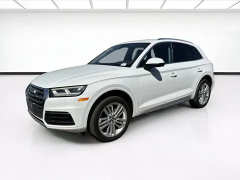 White 2018 Audi Q5 2.0T Premium quattro for sale in Fontana, CA
