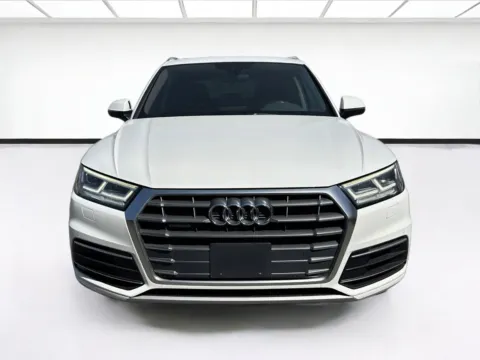 Photos of 2018 Audi Q5 Premium Plus for sale in Fontana, CA at KarGenie