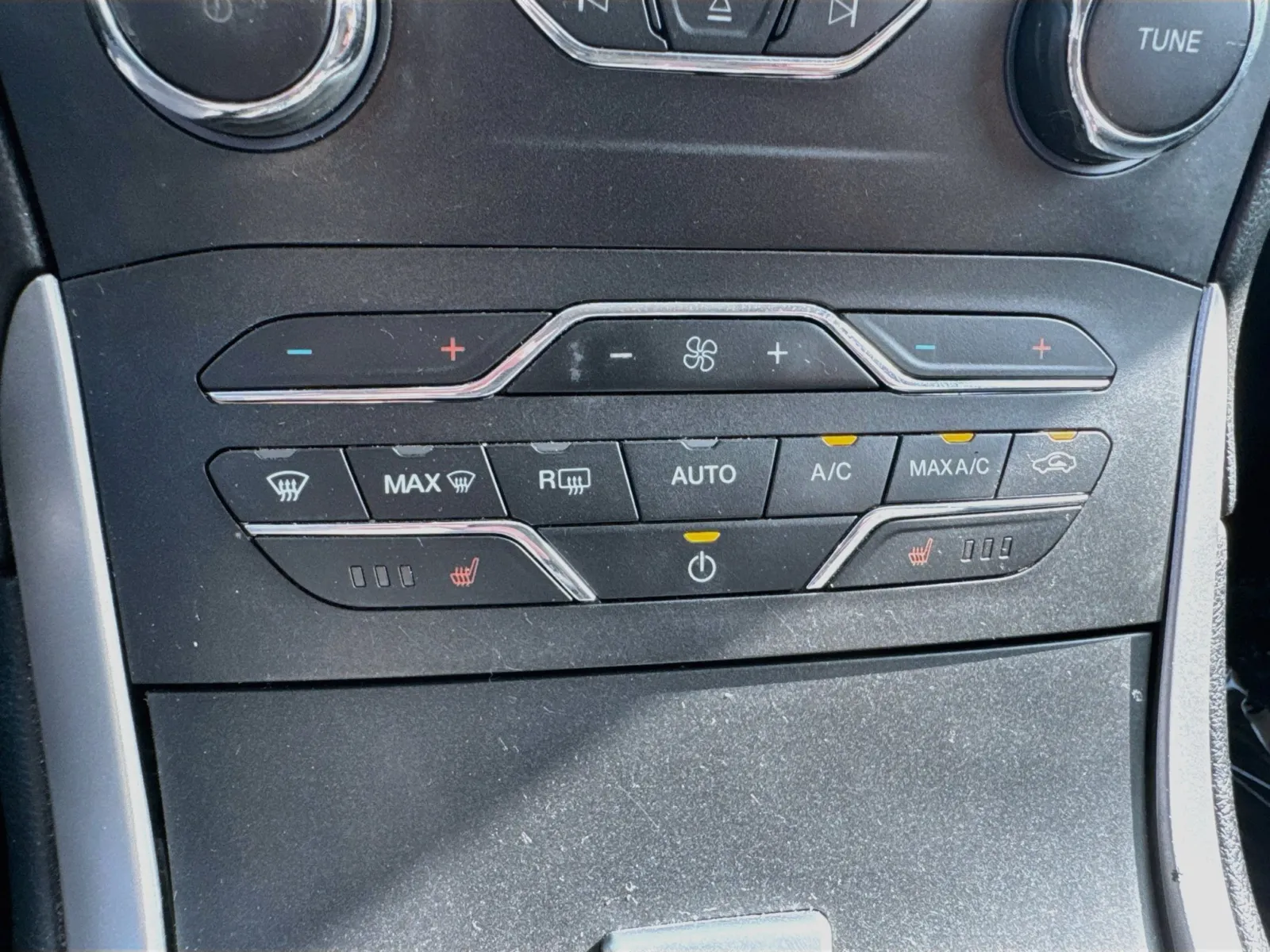 Ford Edge photo 22
