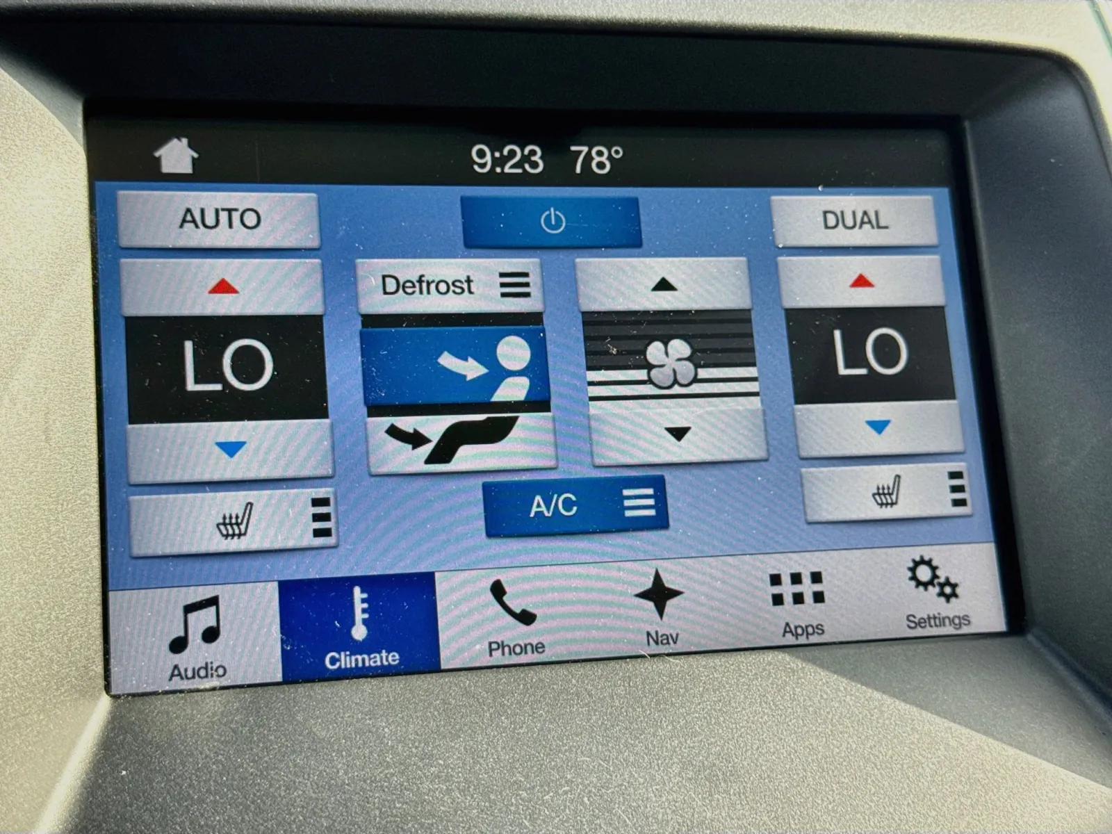 Ford Edge photo 12