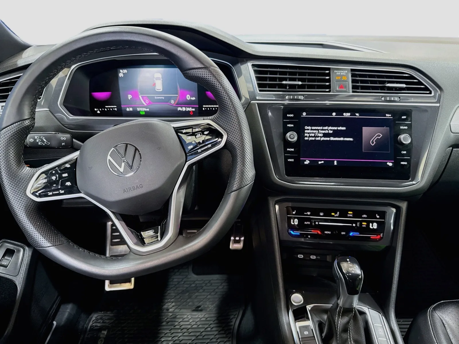 Volkswagen Tiguan photo 11
