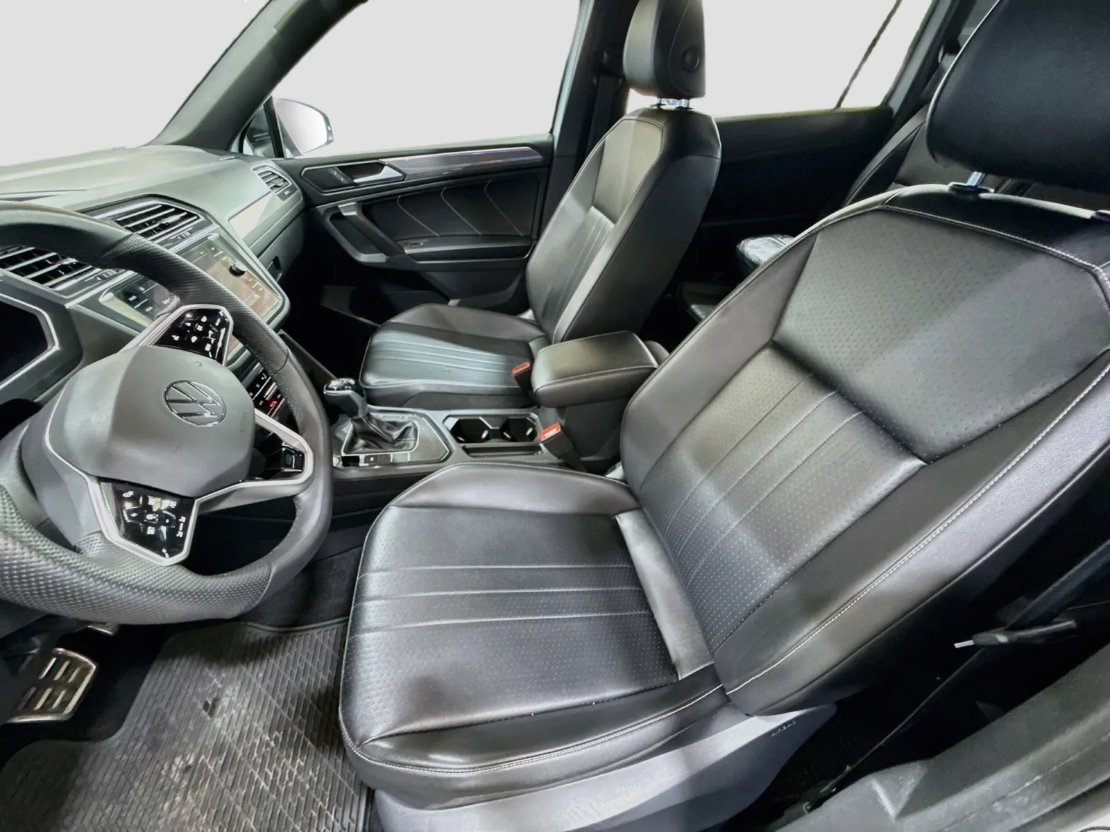 Volkswagen Tiguan photo 10