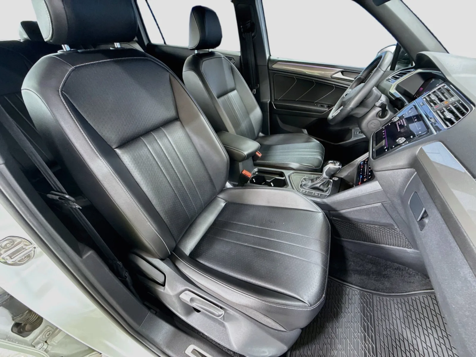 Volkswagen Tiguan photo 15
