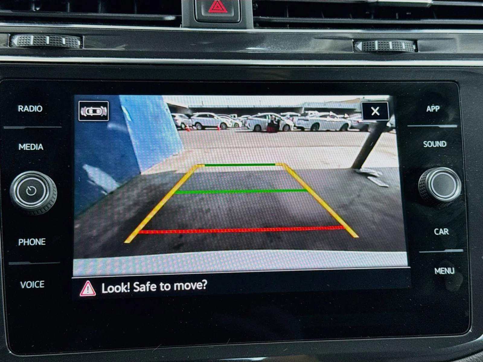 Volkswagen Tiguan photo 9