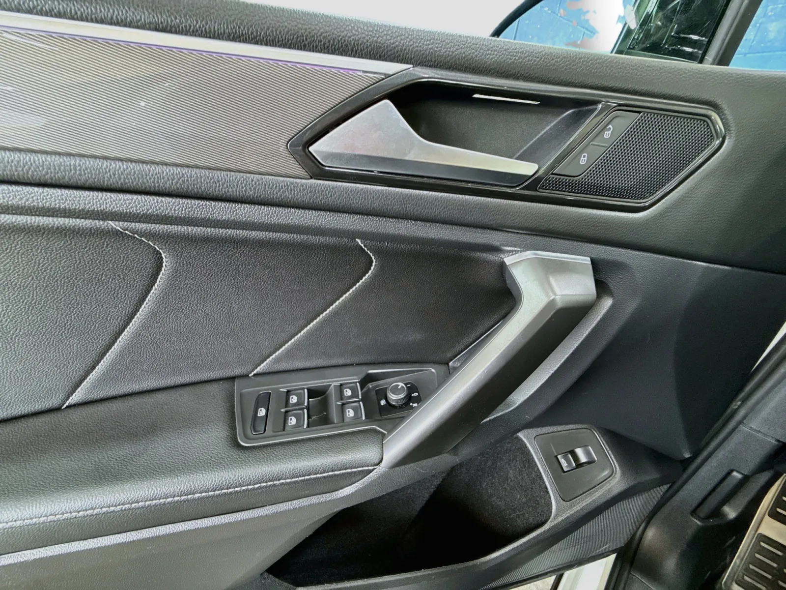 Volkswagen Tiguan photo 17