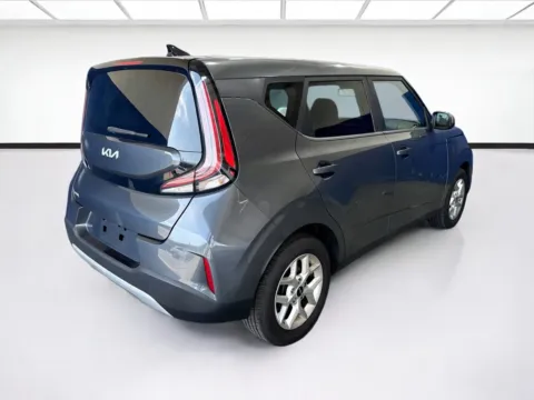 More photos of 2024 Kia Soul LX at KarGenie, CA