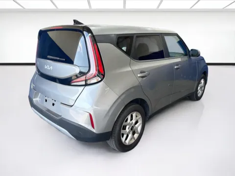 More photos of 2024 Kia Soul LX at KarGenie, CA