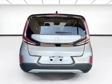 More photos of 2024 Kia Soul LX at KarGenie, CA