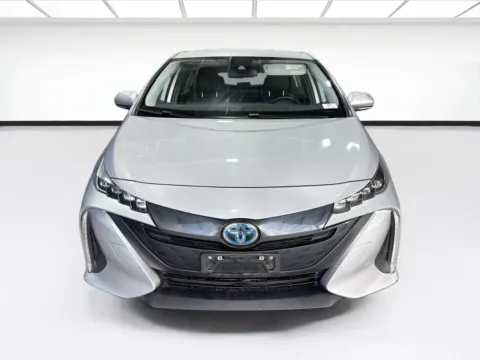 Photos of 2022 Toyota Prius Prime XLE for sale in Fontana, CA at KarGenie