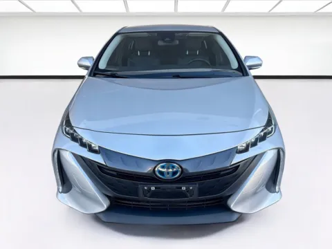Photos of 2022 Toyota Prius Prime XLE for sale in Fontana, CA at KarGenie
