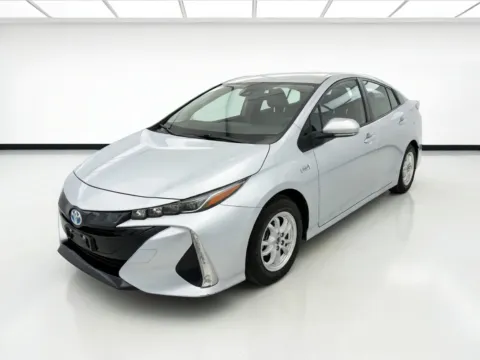 Silver 2022 Toyota Prius Prime XLE for sale in Fontana, CA