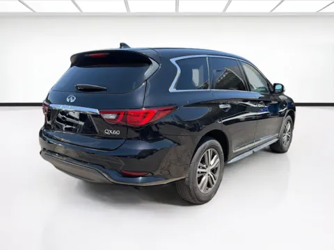 More photos of 2020 INFINITI QX60 PURE at KarGenie, CA