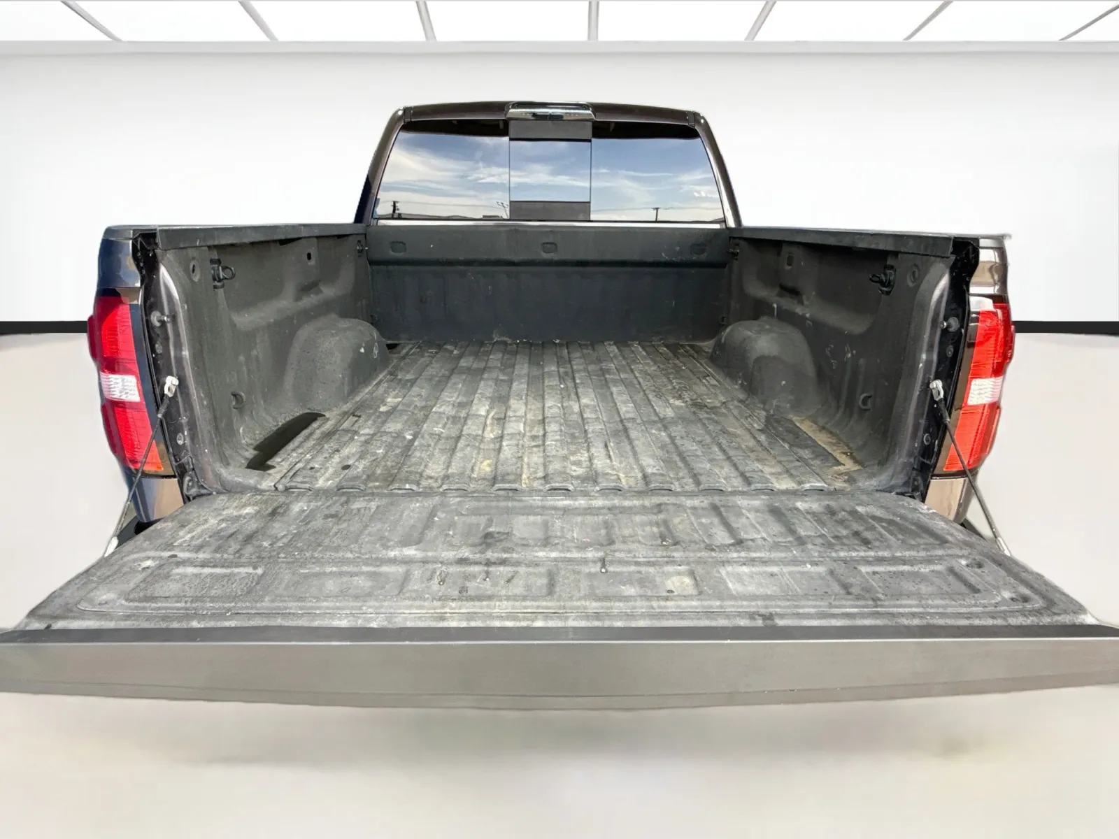 GMC Sierra photo 16