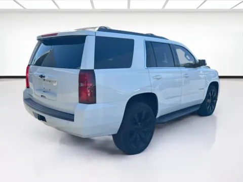 More photos of 2017 Chevrolet Tahoe LS at KarGenie, CA