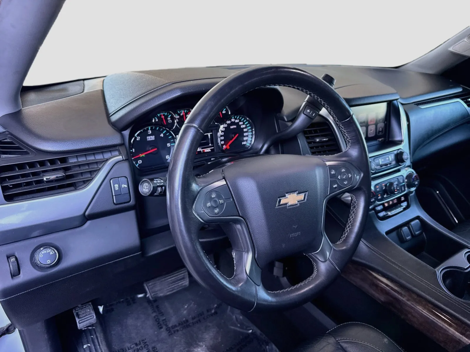 Chevrolet Tahoe photo 7