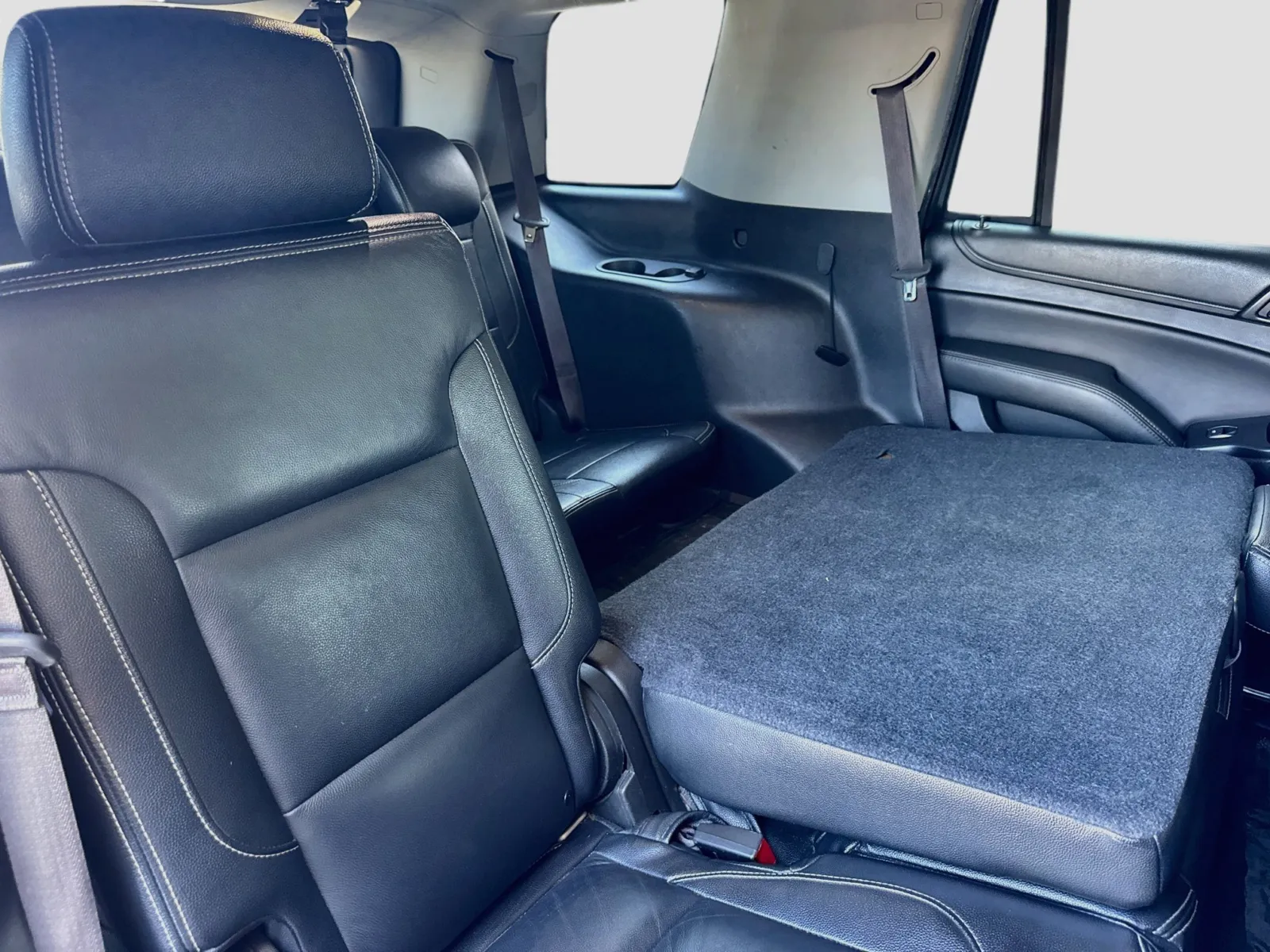 Chevrolet Tahoe photo 19