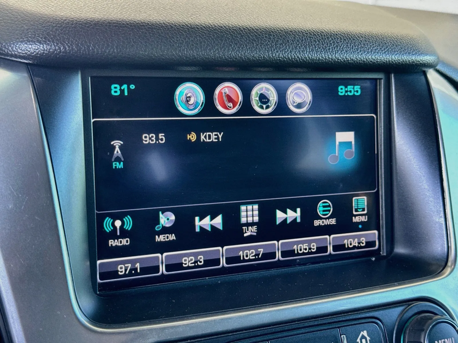 Chevrolet Tahoe photo 10