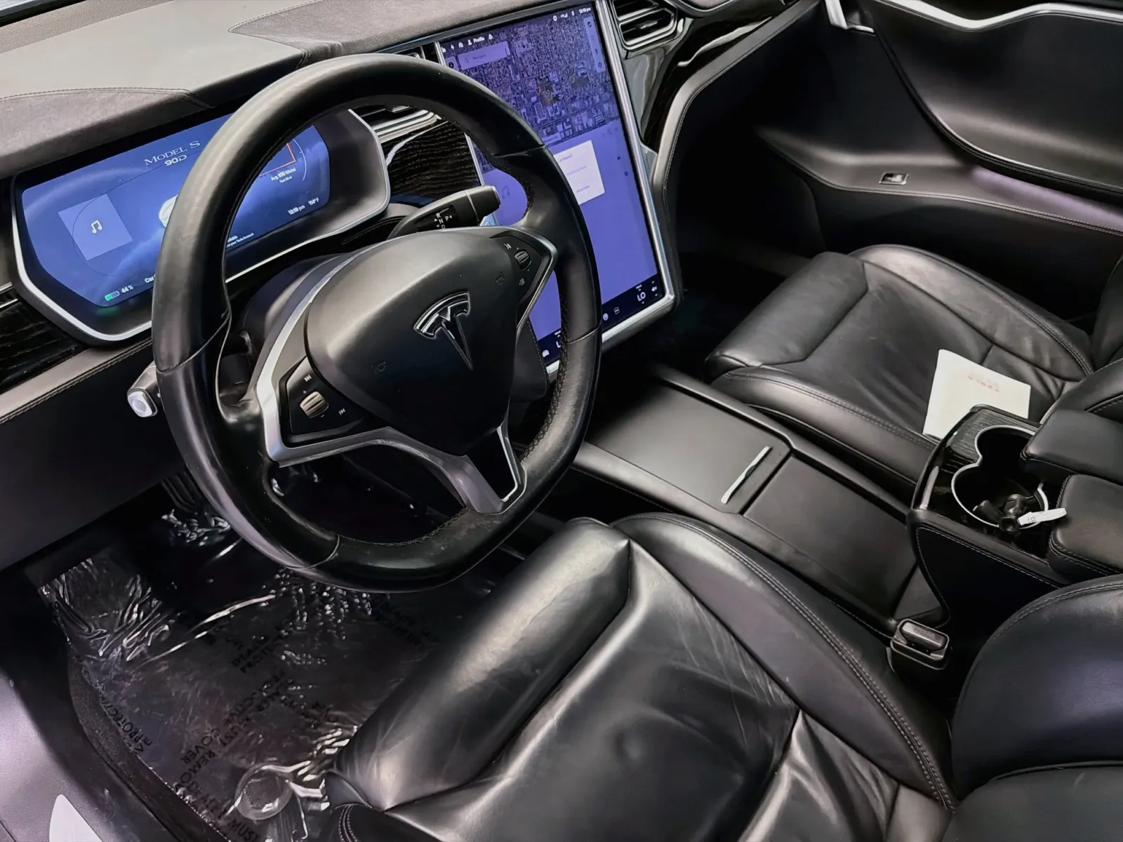 Tesla Model S photo 7
