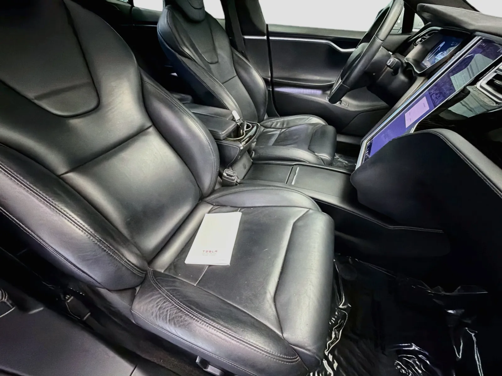 Tesla Model S photo 15