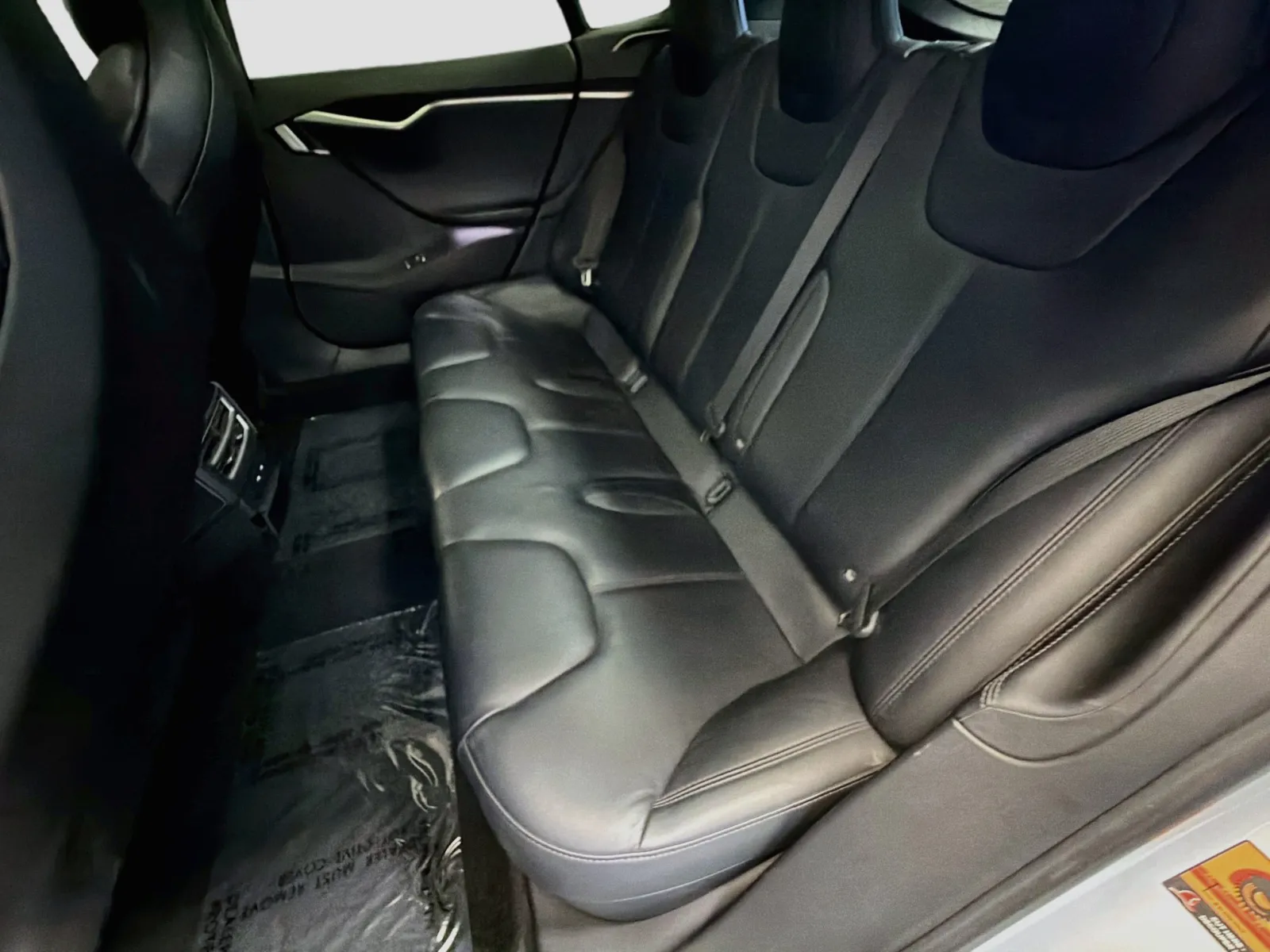 Tesla Model S photo 13
