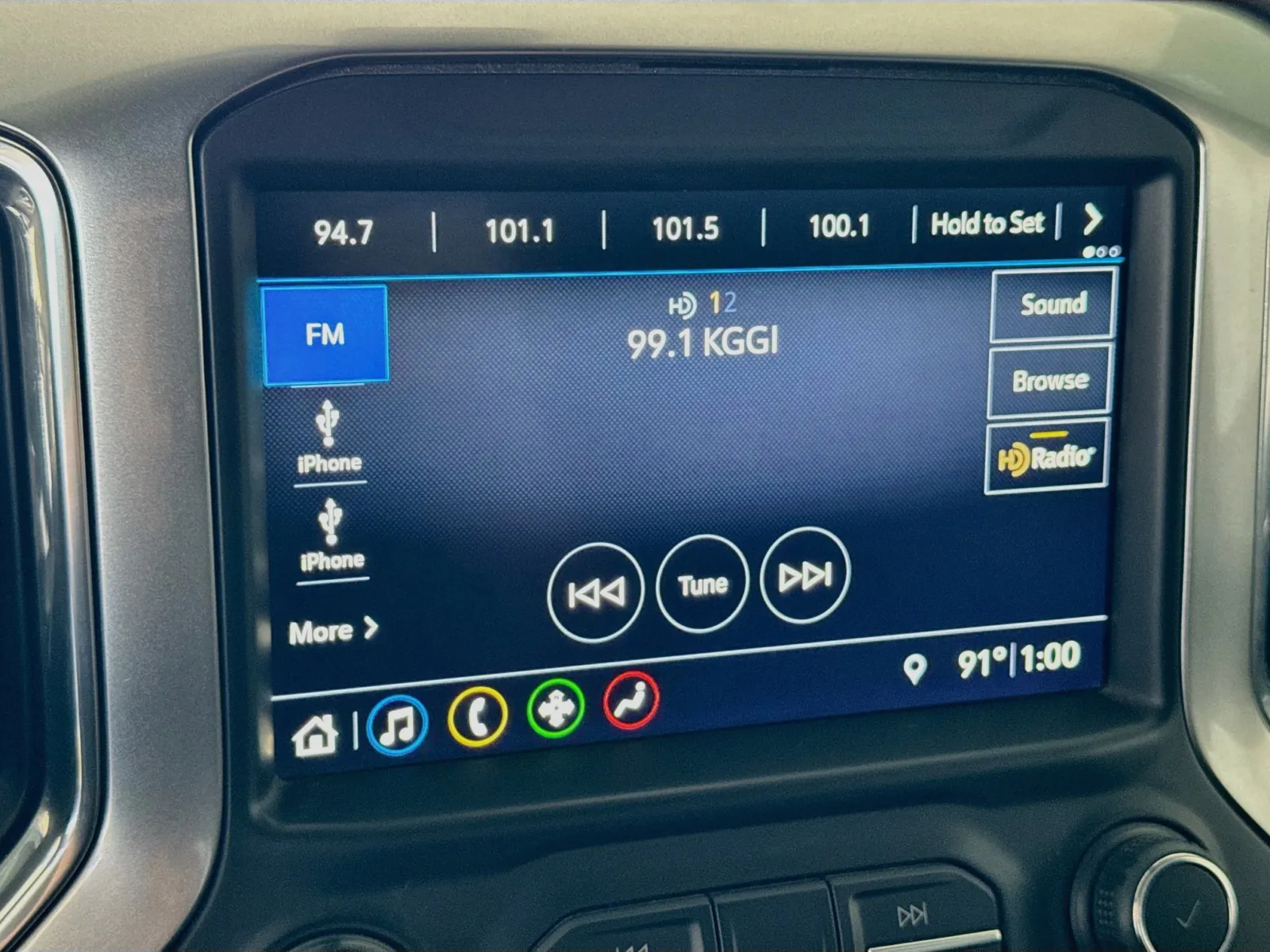 Chevrolet Silverado photo 10