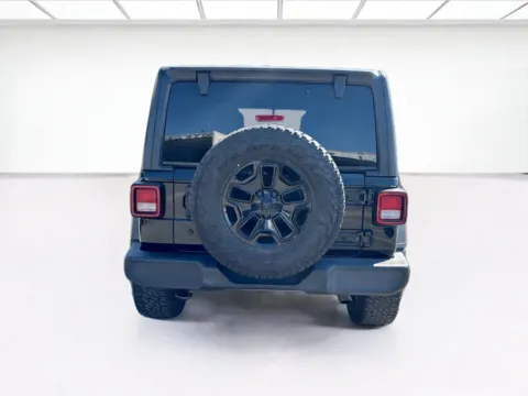 More photos of 2020 Jeep Wrangler Unlimited Sport S at KarGenie, CA