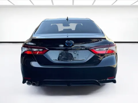 More photos of 2023 Toyota Camry SE at KarGenie, CA