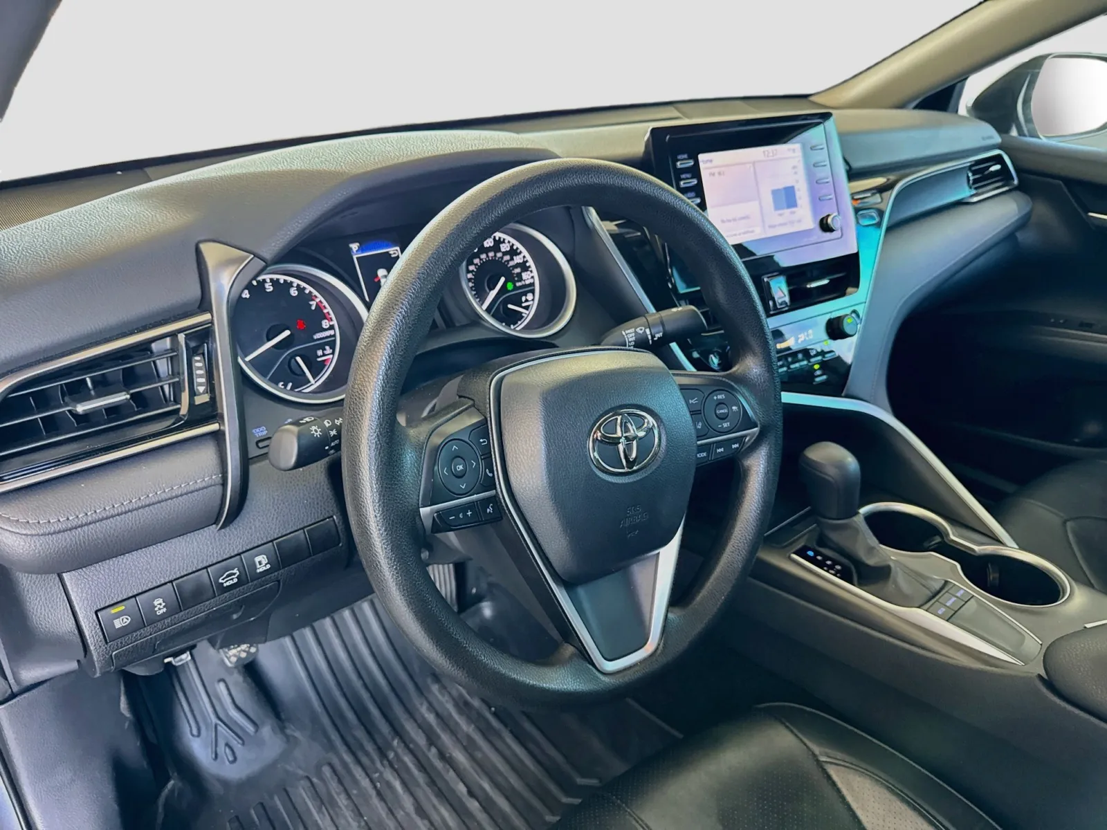 Toyota Camry photo 7