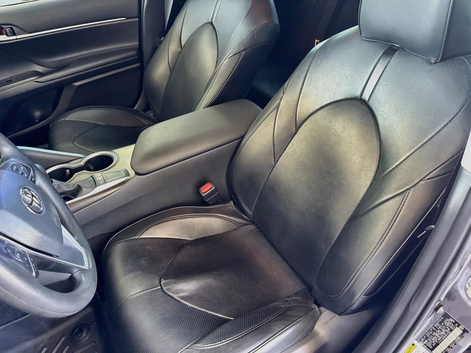 Toyota Camry photo 12