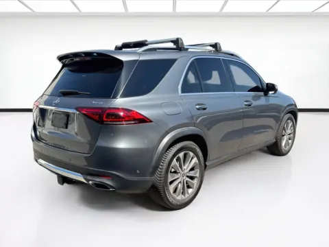 More photos of 2020 Mercedes-Benz GLE 350 4MATIC at KarGenie, CA