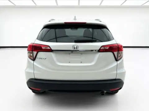 More photos of 2021 Honda HR-V EX at KarGenie, CA