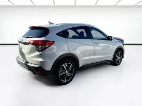 More photos of 2021 Honda HR-V EX at KarGenie, CA