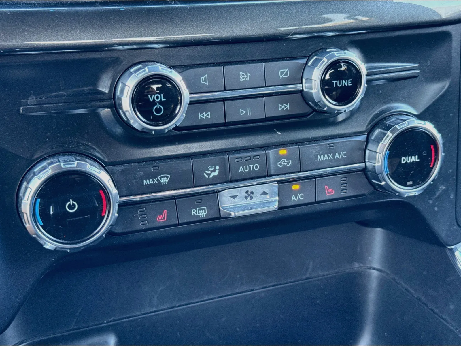 Ford F-150 photo 11