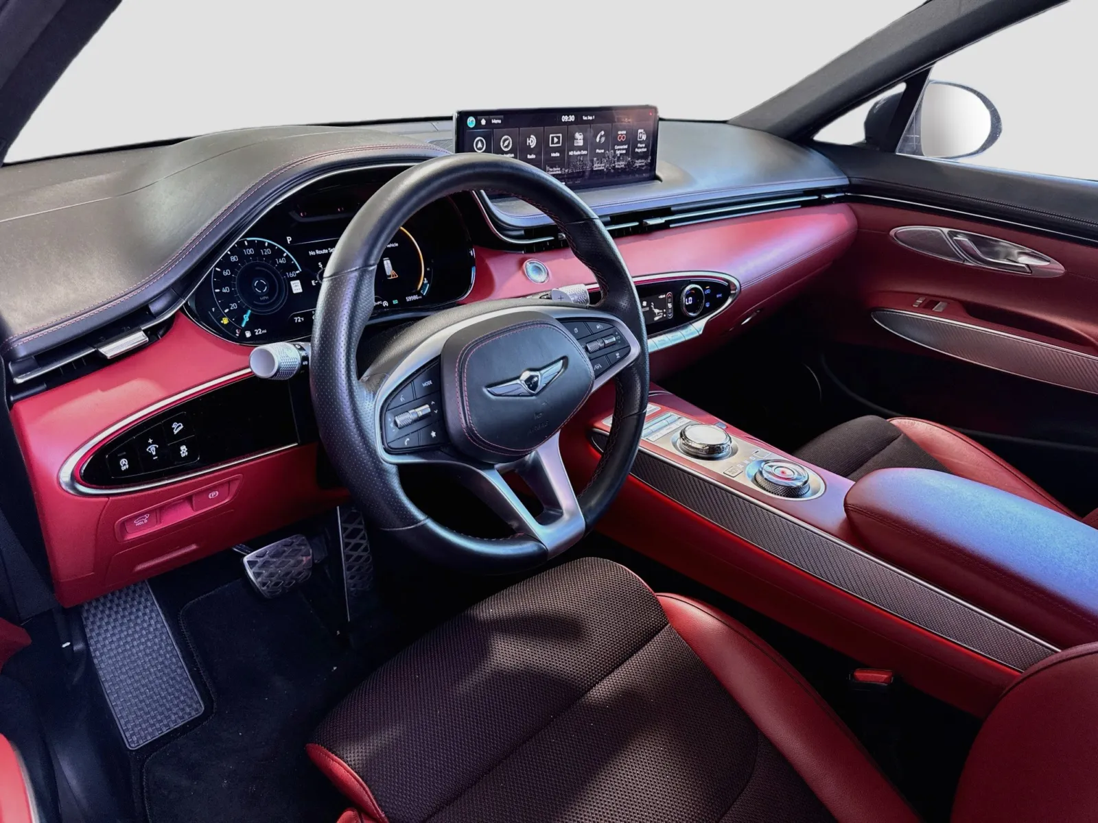 Genesis GV70 photo 7