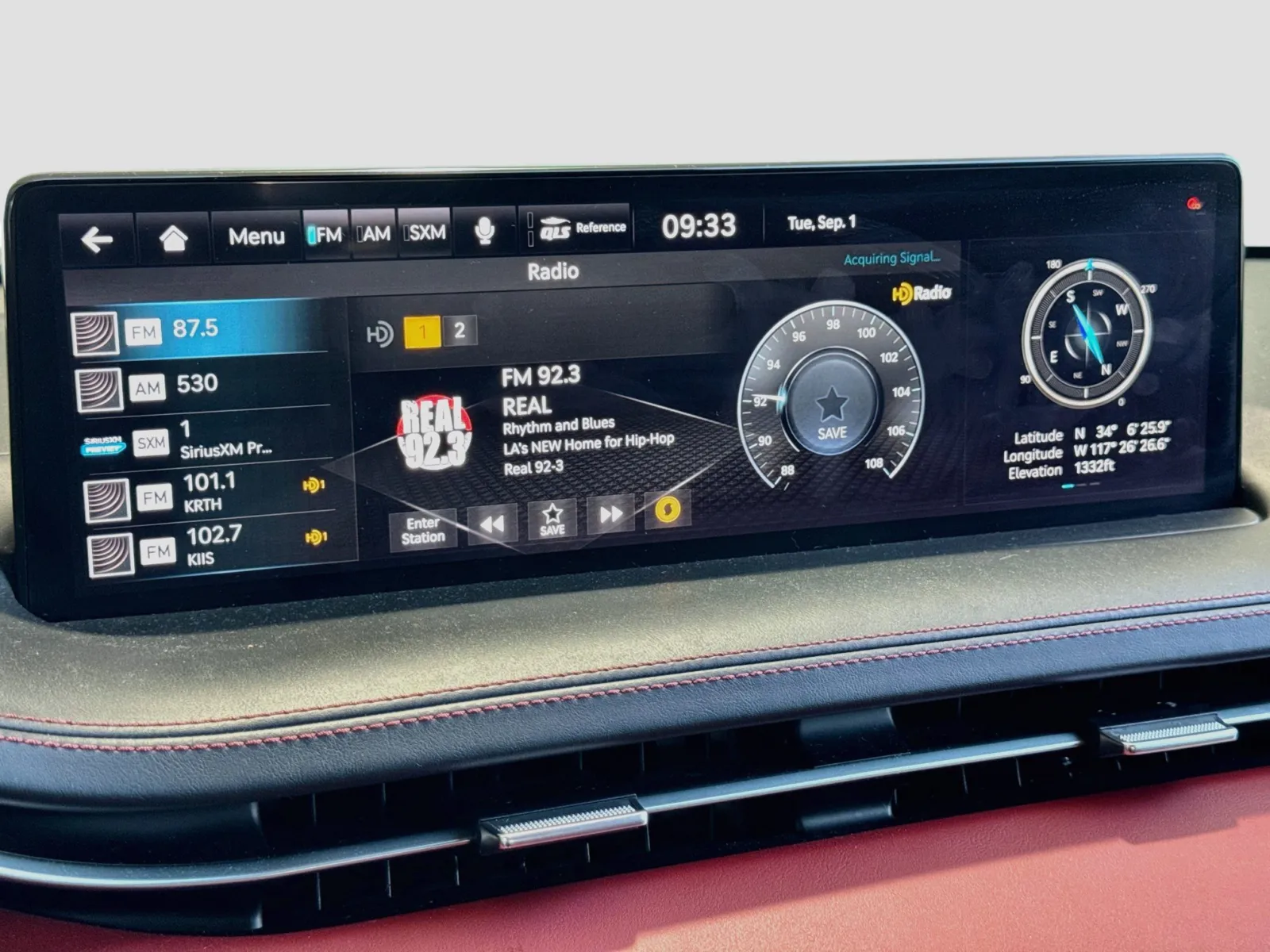Genesis GV70 photo 11