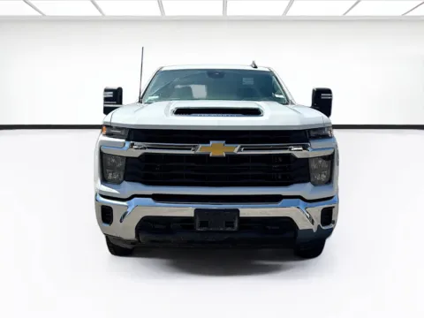 Photos of 2024 Chevrolet Silverado 2500 HD LT for sale in Fontana, CA at KarGenie