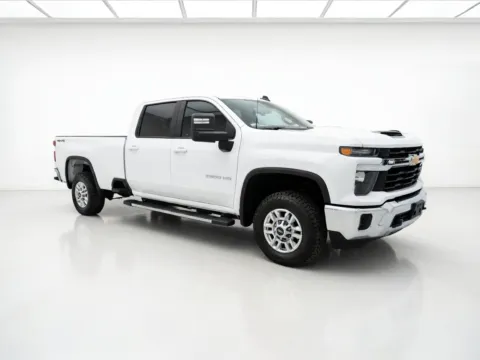 Another view of 2024 Chevrolet Silverado 2500 HD LT for sale in Fontana, CA at KarGenie
