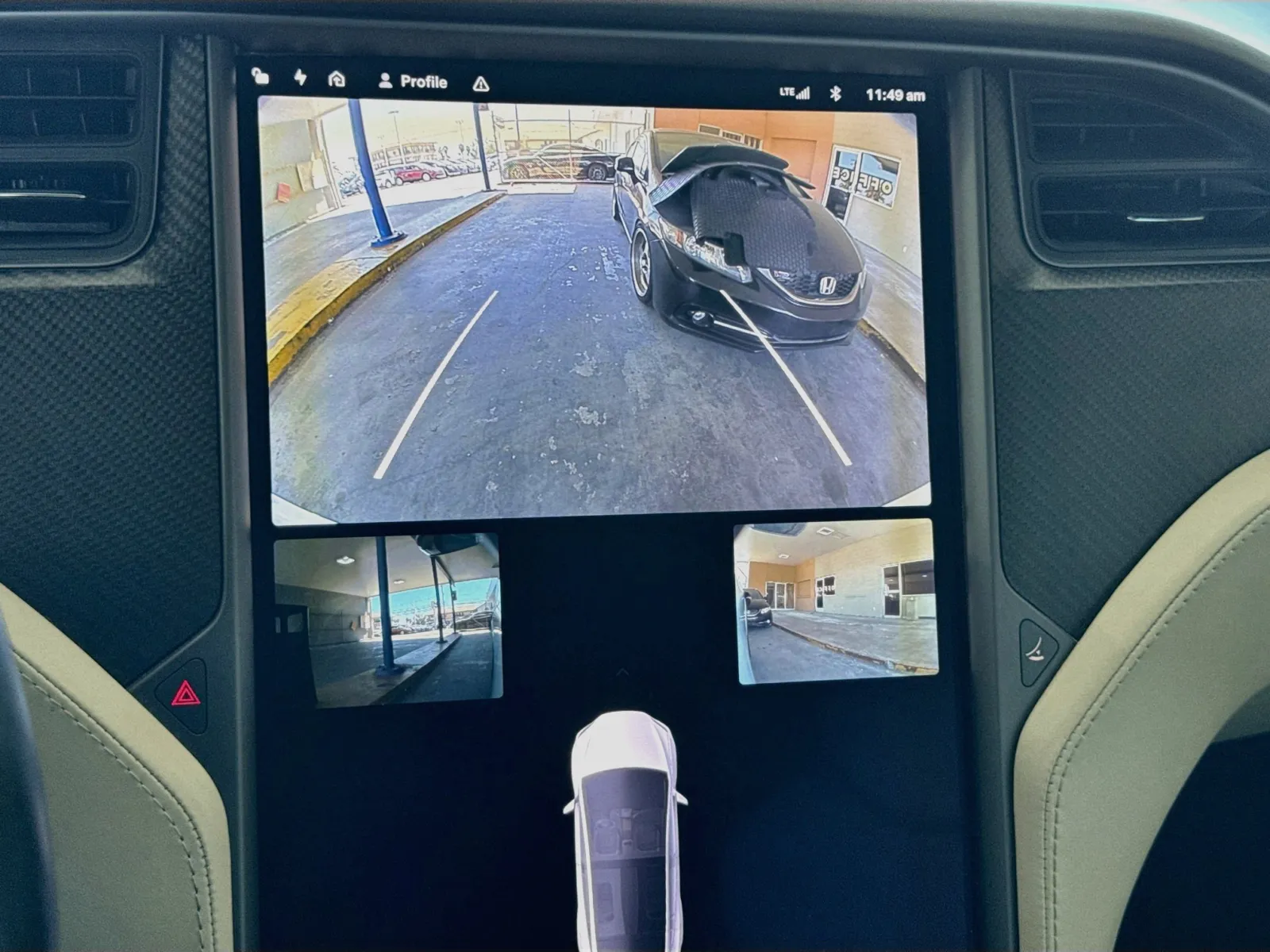 Tesla Model X photo 10