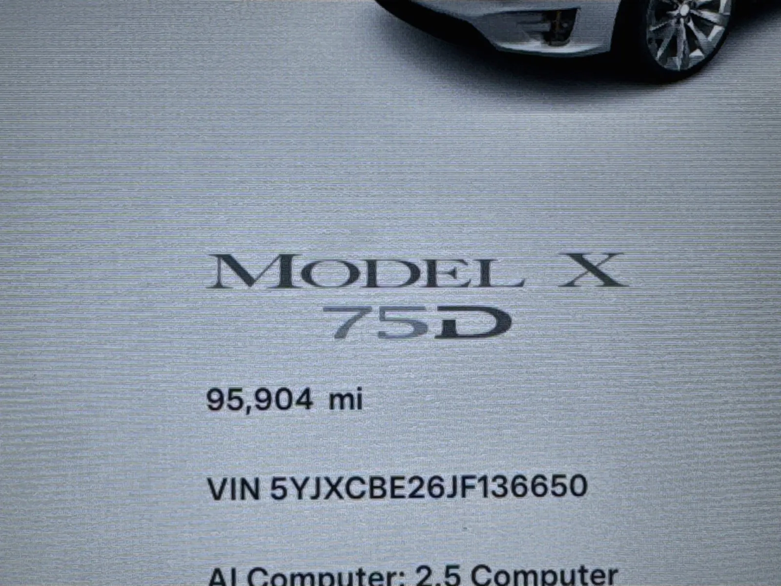 Tesla Model X photo 8