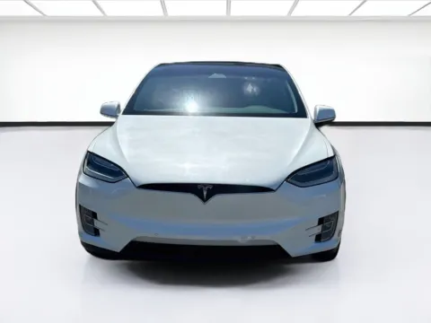 Photos of 2018 Tesla Model X for sale in Fontana, CA at KarGenie