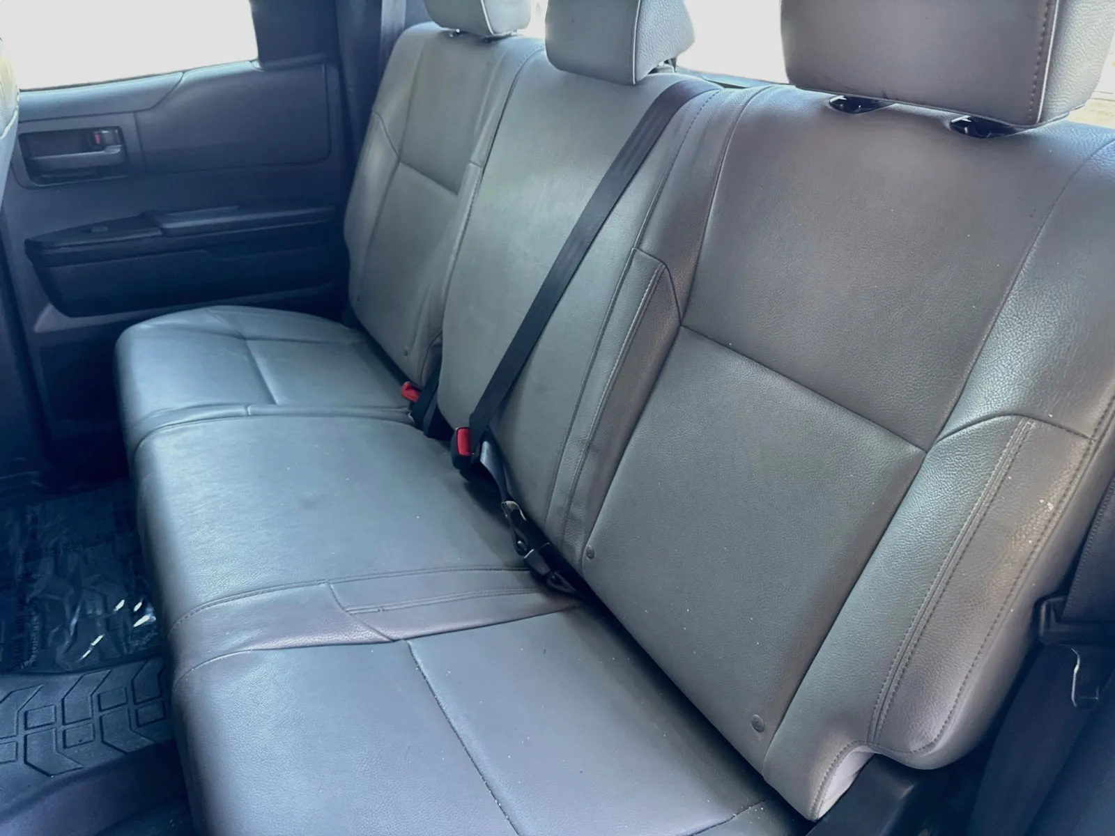 Toyota Tundra photo 14