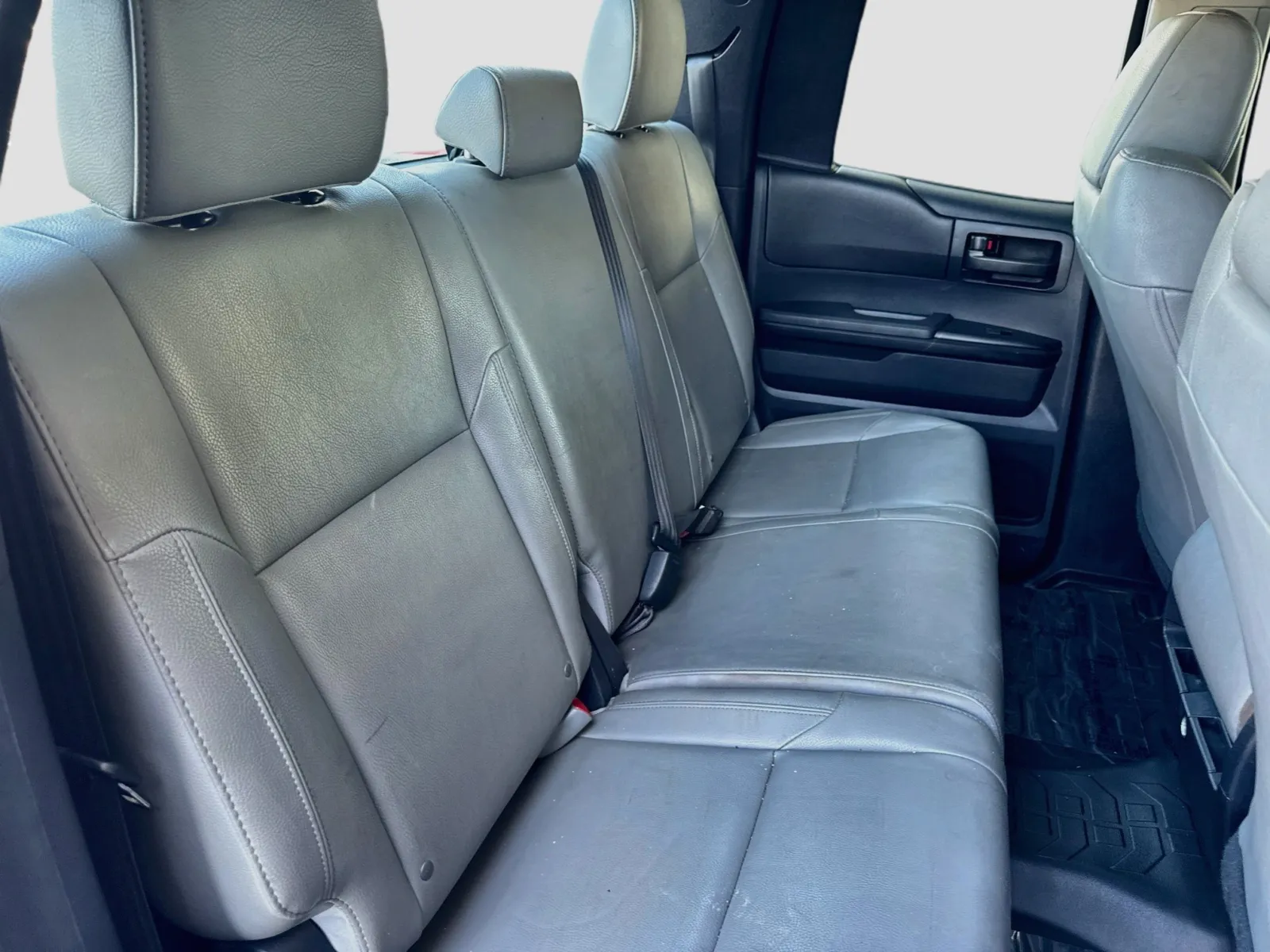 Toyota Tundra photo 15