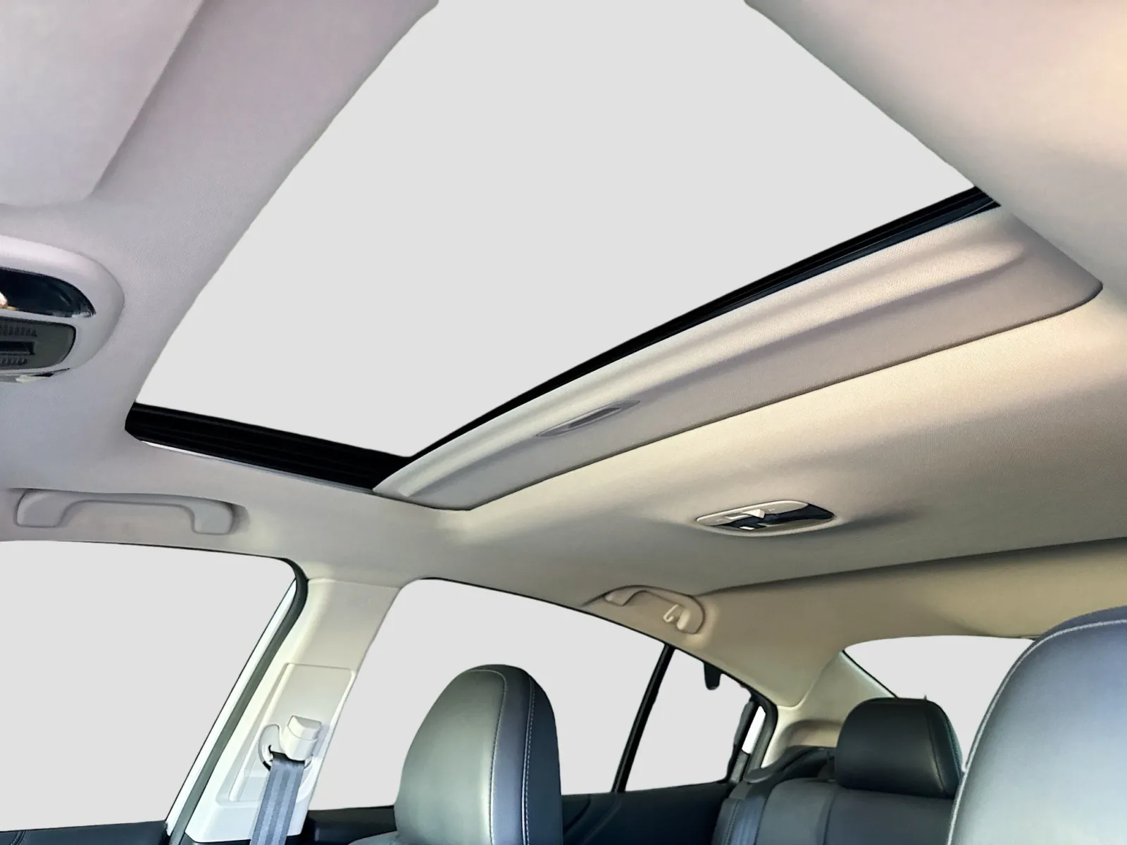 Subaru Legacy photo 15