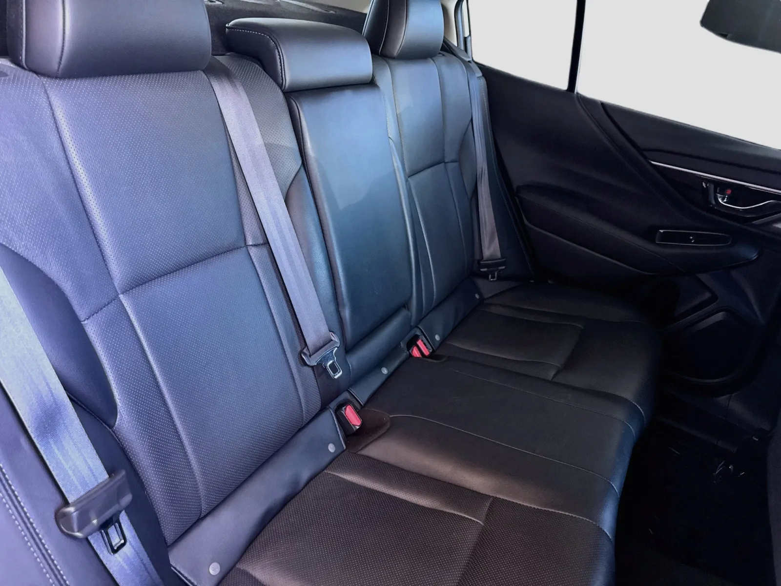 Subaru Legacy photo 20