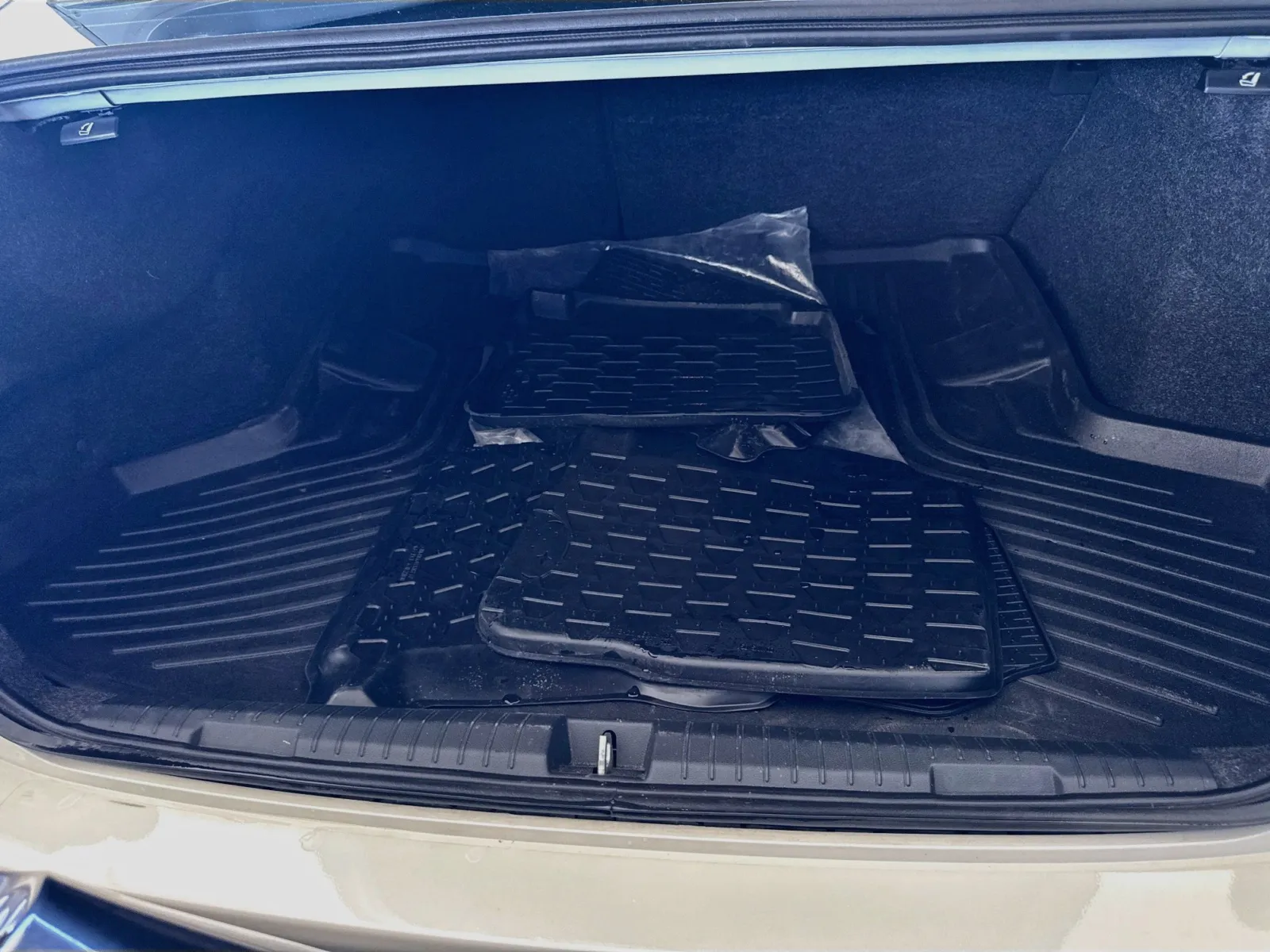 Subaru Legacy photo 19