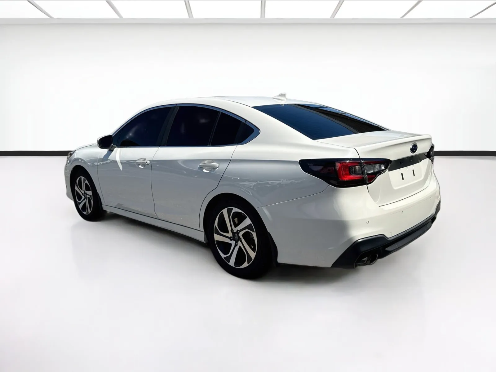 Subaru Legacy photo 6